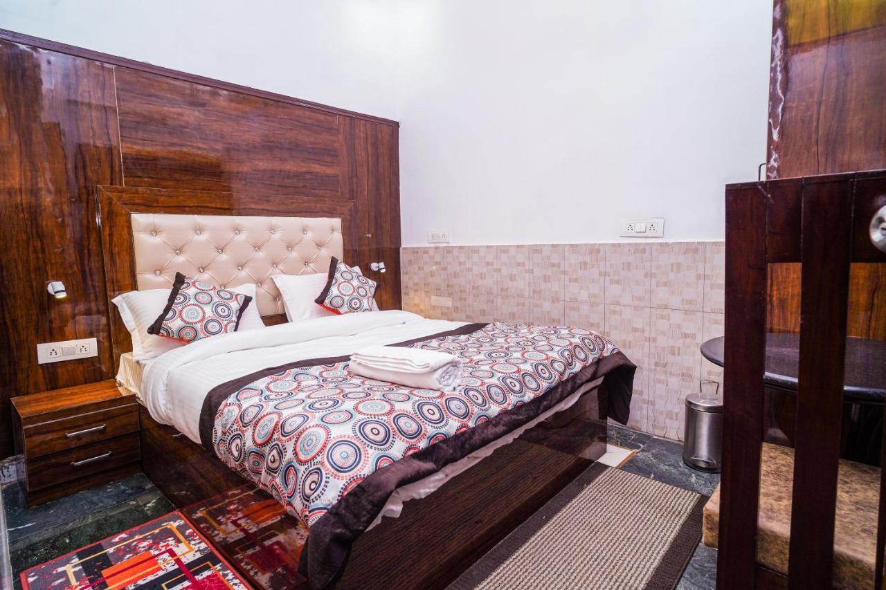 Golden Residency Hotel New Delhi Exterior photo
